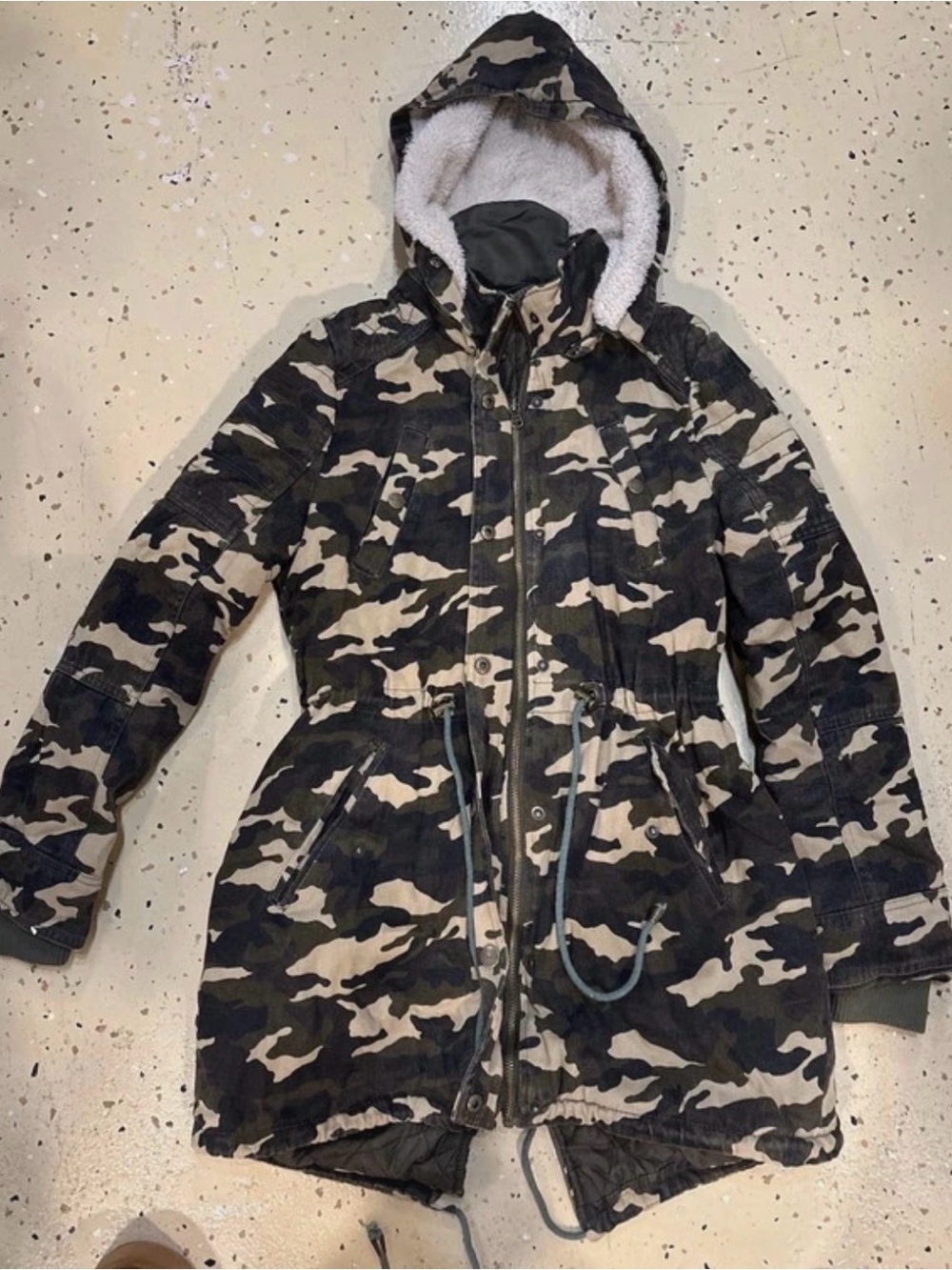 Camo Hooded Puffer Parka Jacket - Green Camo